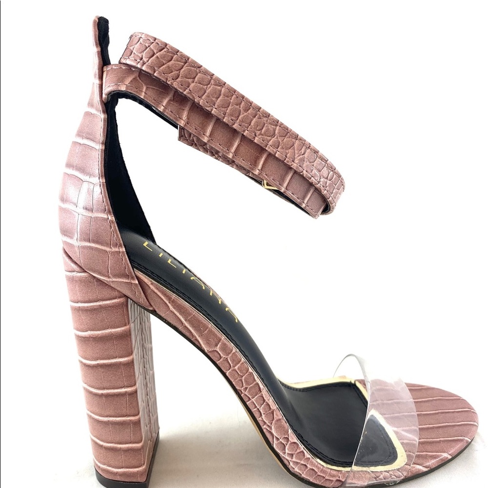 Muave pink heel
